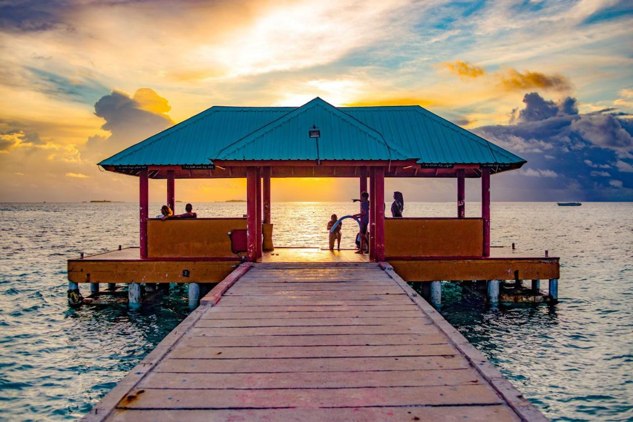 Perla Dhangethi Exterior photo