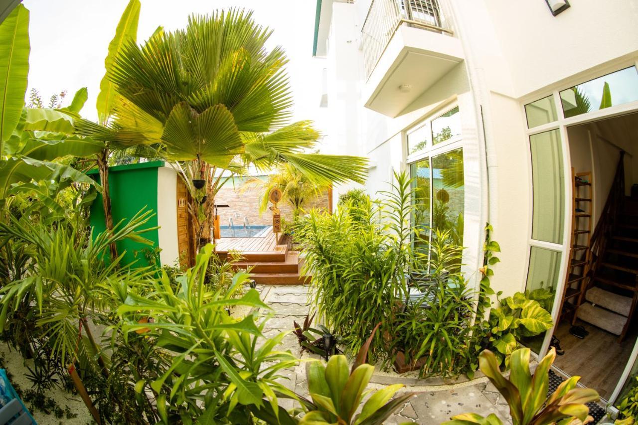 Perla Dhangethi Exterior photo